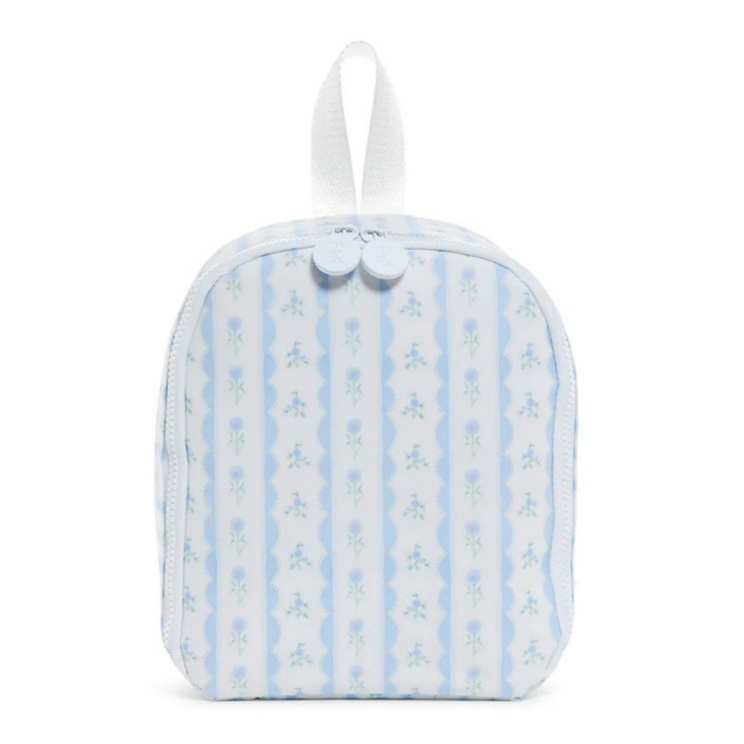 Small lunch bag with blue and gray pattern on a white background